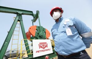 Petróleo en peligro: Congresistas amenazan, por reversión de tres lotes del estado