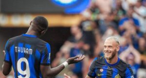 Inter de Milán goleó a la Fiorentina 4-0 y manda en el Calcio