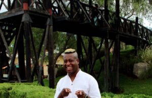 Javier Lobatón presente en la Calzaferia de Trujillo