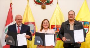 Alcaldes de Chorrillos, Barranco y Surco firman convenio para la recuperación de la avenida las Palmas y tres vías limitrofes