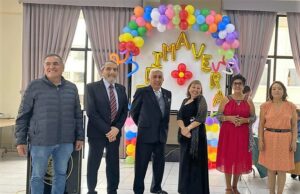 Cabecitas blancas de la PNP reciben la primavera con desfile de disfraces en Hospital Geriátrico