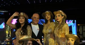 Mauricio Diez Canseco prefiere la cumbia peruana a la salsa cubana