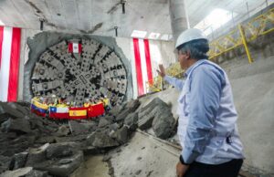 Línea 2 del Metro: Ministro Pérez Reyes supervisó reinicio de operaciones de excavación en la estación 28 de Julio