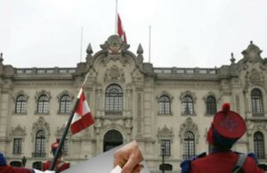 Un camino al 2026 sin reformas vs. adelanto de elecciones