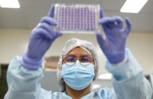 Minsa confirma llegada de variante EG.5 de la COVID-19 a Perú: 2 casos son reportados en La Molina