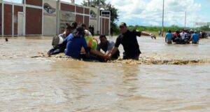 Gobierno deslegitimado: Falta de propuestas, organización y capacidad frente a crisis agraria y Fenómeno del Niño