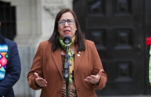 Nelly Paredes: Procuraduría investiga a ministra de Agricultura por contratar familiares