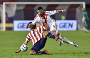 Selección Peruana logró valioso empate ante Paraguay 0-0 con diez hombres