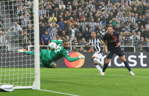 Newcastle humilló al PSG de Mbappé al golearlo 4-1 en la Champions League