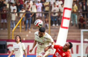 Universitario venció a Sport Huancayo 2-0 y se llevó el Clausura. Jugará la final ante Alianza Lima