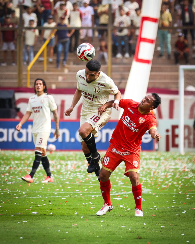 Universitario venció a Sport Huancayo 2-0 y se llevó el Clausura. Jugará la final ante Alianza Lima