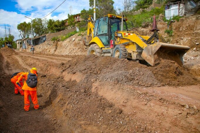 Venezolanos se instalan en mega obras del estado