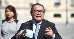 Alberto Otárola niega actos de corrupción en Gobierno de Dina Boluarte:“No existe contratación irregular en mi sector”
