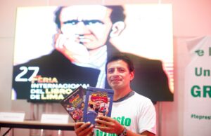 Escritor de los buses presentará libro en Mirabus Miraflorino con Show Teatral