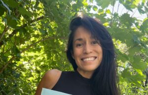 Presentan libro ilustrado bilingüe: ‘El Viaje de Plumita’