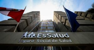 Empresa acusada de corrupción en Ecuador, Sinohydro, contrata con Essalud