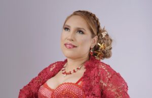 Victoria del Perú se lanzó como solista