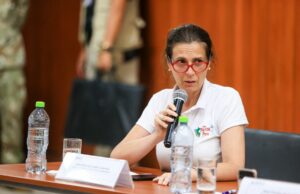 Hania Pérez de Cuéllar: Ministra de Vivienda derrocha dinero de su caja chica en compra de almuerzos, postres y suplementos alimenticios