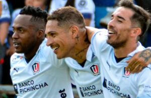 Paolo Guerrero sigue con la mecha prendida en LDU