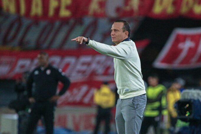 Colombiano Alejandro Restrepo es el nuevo entrenador de Alianza Lima