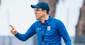 Mauricio Larriera dejó de ser técnico de Alianza Lima