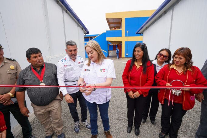 Entregan aulas temporales de escuela Bicentenario de Paramonga