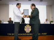 Colegio Odontológico del Perú distingue de Sanidad Policial por la labor que realiza en favor de la salud bucal de la familia policial