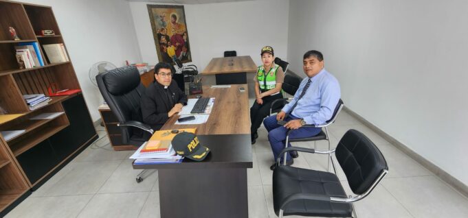 Entregan moderna central de Videovigilancia en la Urb. El Polo