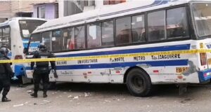 Violencia en Independencia: explosión de dinamita en autobuses deja 20 viviendas afectadas (VIDEO)