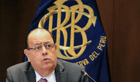 Julio Velarde: Presidente del BCRP rechaza las propuestas del Congreso