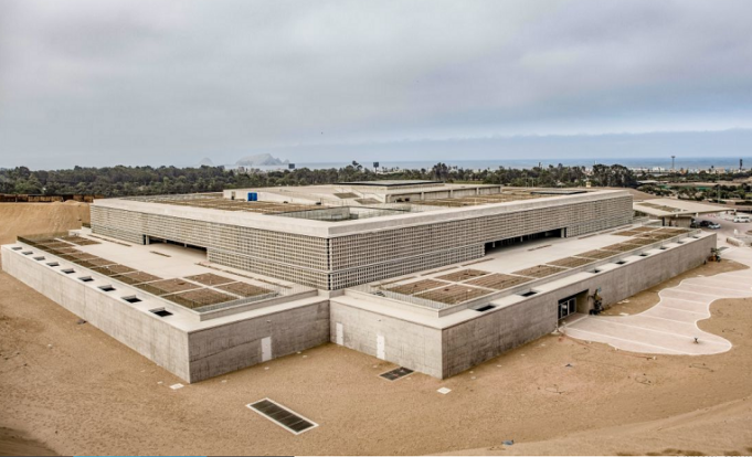 Museo Nacional del Perú: atrapado en el ascensor