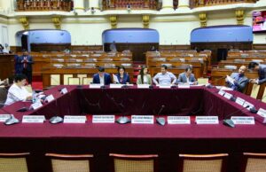 Comisión de Constitución del Congreso aprueba reelección inmediata de alcaldes y gobernadores
