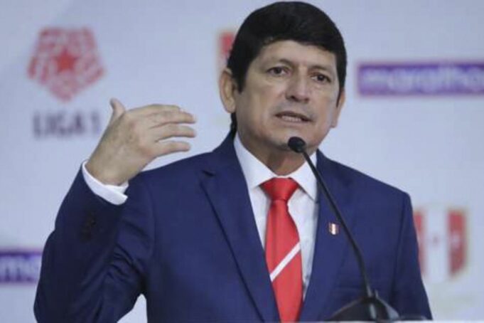 Fiscalía solicita 6 años y 8 meses de prisión contra Agustín Lozano por enriquecimiento ilícito