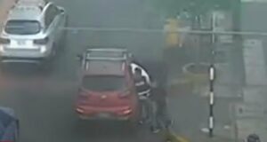 Surquillo: Sujetos con chalecos de la Policía roban a dos médicos más de 40 mil dólares (VIDEO)