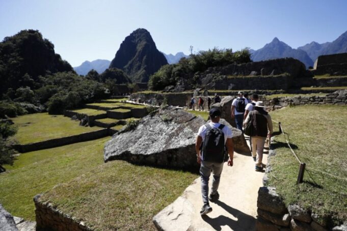 Machu Picchu: venta presencial de mil boletos de ingreso seguirá mientras continúe diálogo
