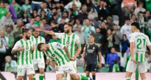 Real Madrid tropezó en su visita al Betis empatando 1-1