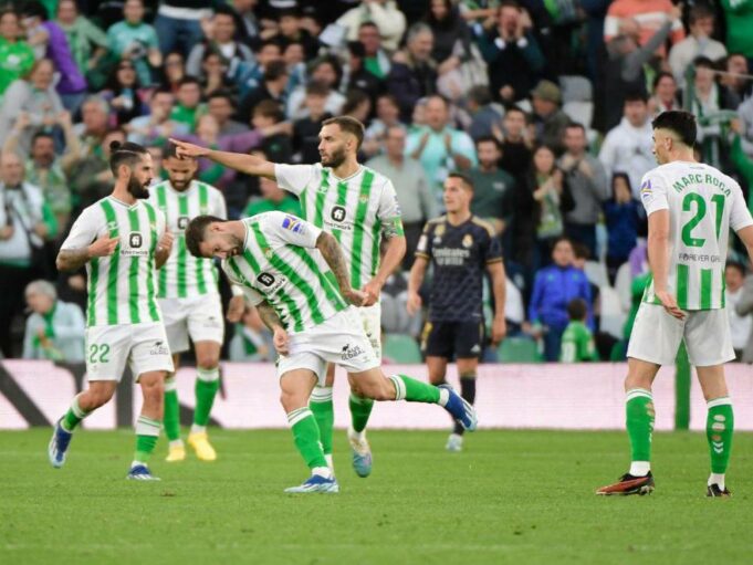 Real Madrid tropezó en su visita al Betis empatando 1-1