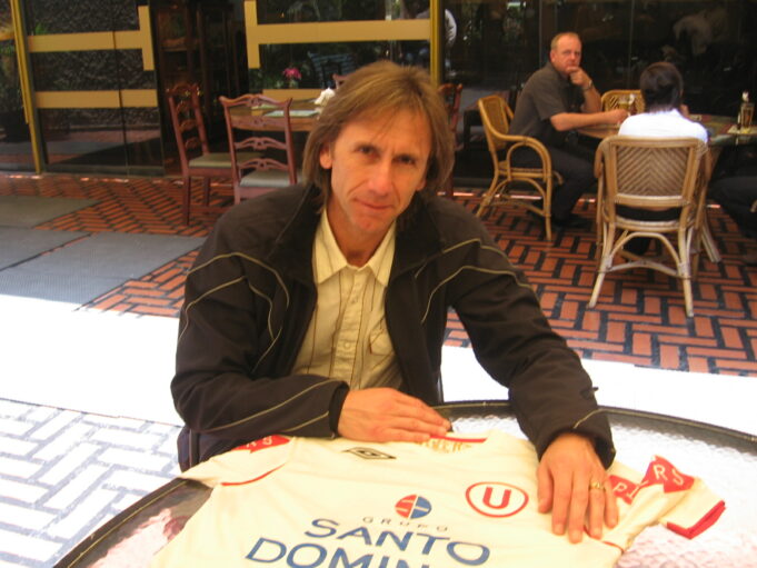 Ricardo Gareca es la alternativa que maneja Universitario si Fossati acepta la Selección