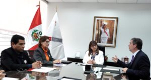 Minedu y UTP firman convenio para certificar estudios de más de 130 mil docentes