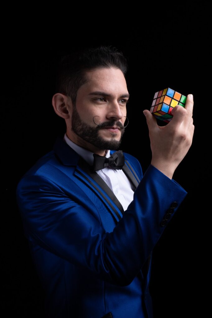 Mago Biondi: El mago de los realities salta a reality chileno ‘Tierra Brava’