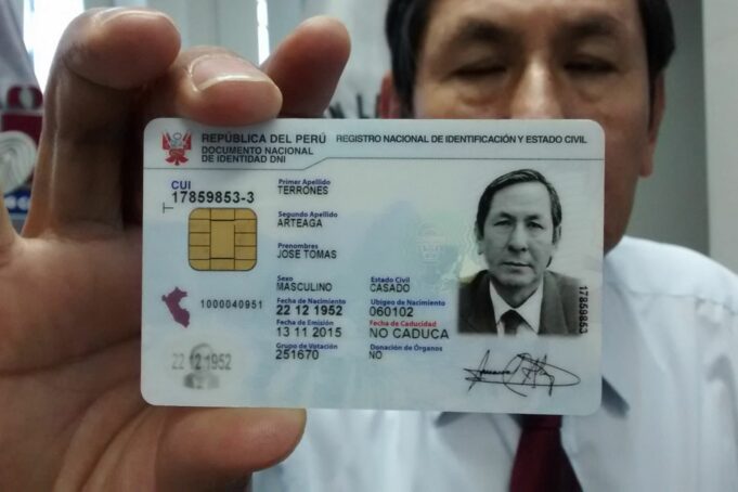 Buscan eliminar el divorcio y la viudez como estado civil en el DNI