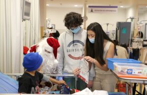 Jóvenes comprometidos llevan ayuda y esperanza al Instituto Nacional de Neoplásicas – INEN