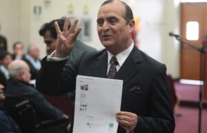 Poder Judicial absuelve a Vladimiro Montesinos por lesiones graves contra Leonor La Rosa