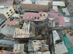 Bomberos logran controlar incendio en Mesa Redonda tras varias horas de arduo trabajo