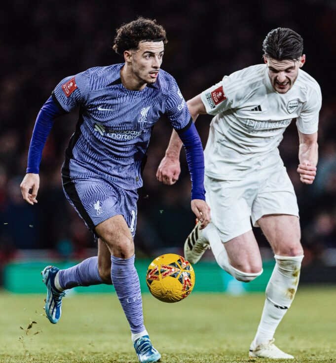 Liverpool eliminó al Arsenal de la FA Cup al vencerlo 2-0 en el Emirates Stadium