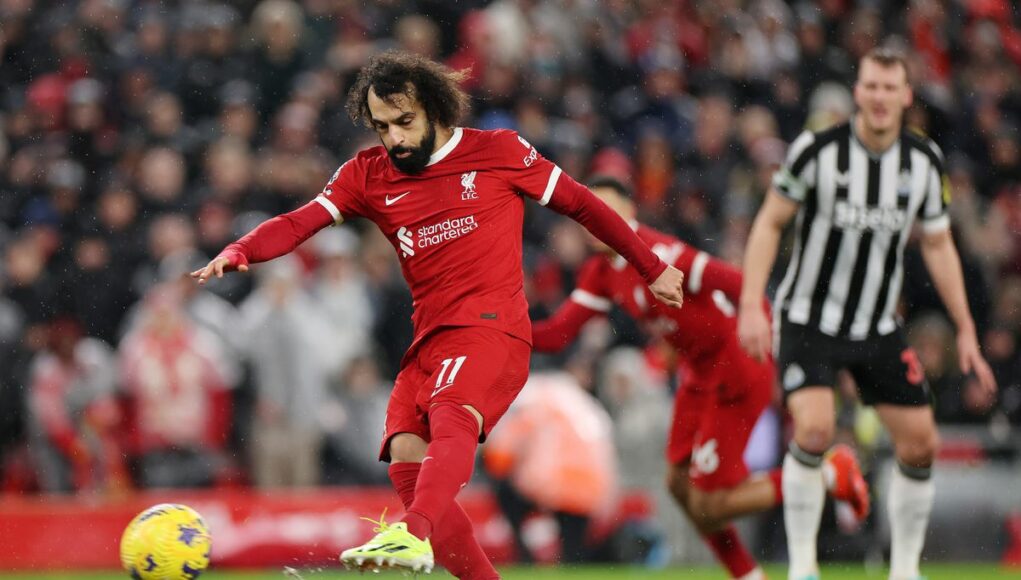 Liverpool sigue siendo líder de la Premier League