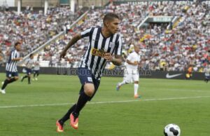Alianza Lima inició charla con representante de Paolo Guerrero para incorporarlo este 2024