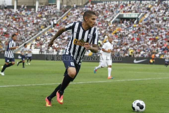 Alianza Lima inició charla con representante de Paolo Guerrero para incorporarlo este 2024