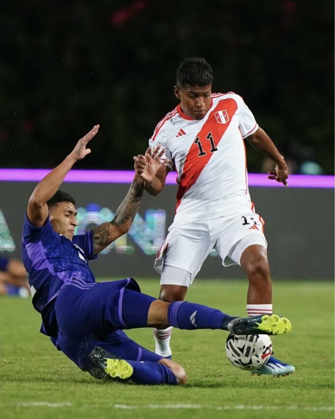 Perú cayó derrotado ante Argentina 2-0 en el Preolímpico de Venezuela