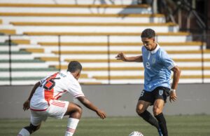 Selección de Perú se despidió del Preolímpico con derrota ante Uruguay 3-0.